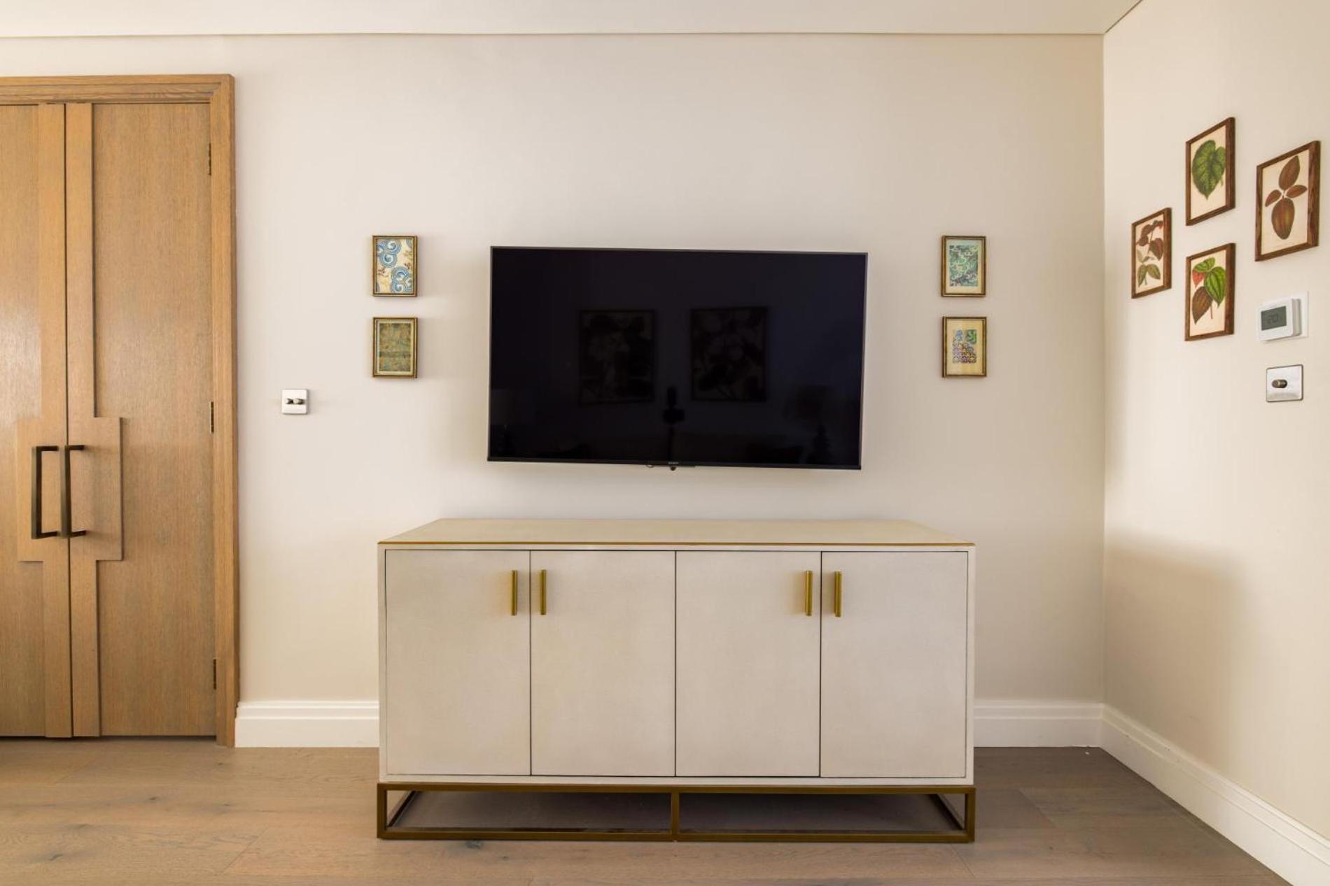 Sunny In Chelsea - Luxurious 3 Bedroom Chelsea Vakantiehuis Londen